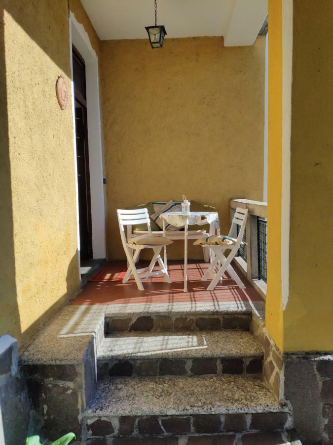 Casa Gialla Gera Lario Buitenkant foto