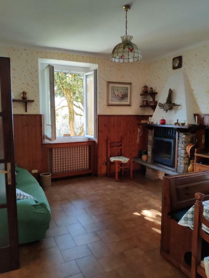 Casa Gialla Gera Lario Buitenkant foto